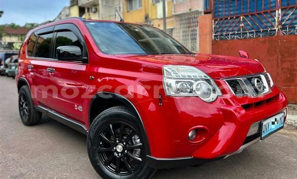 Nunua Ilio tumika Nissan X-Trail Nyekundu Gari ndani ya Maputo nchini Maputo