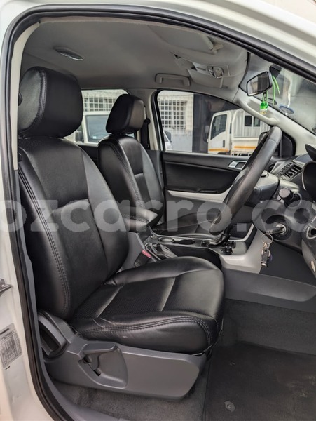 Big with watermark mazda bt 50 maputo maputo 41105