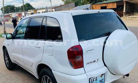 Buy Used Toyota RAV4 White Car in Maputo in Maputo Buy Used Toyota RAV4 White Car in Maputo in Maputo