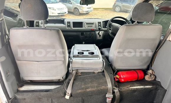 Comprar Usado Toyota Hiace Branco Carro em Maputo em Maputo Comprar Usado Toyota Hiace Branco Carro em Maputo em Maputo