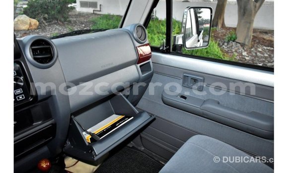 Comprar Importar Toyota Land Cruiser De outros Carro em Import - Dubai em Cabo Delgado Comprar Importar Toyota Land Cruiser De outros Carro em Import - Dubai em Cabo Delgado