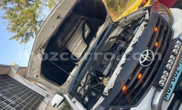 Nunua Ilio tumika Toyota Fortuner Nyeupe Gari ndani ya Maputo nchini Maputo Nunua Ilio tumika Toyota Fortuner Nyeupe Gari ndani ya Maputo nchini Maputo