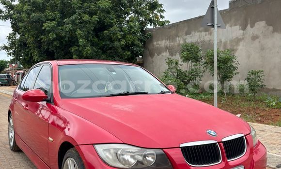 Comprar Usado BMW 3-Series Vermelho Carro em Maputo em Maputo Comprar Usado BMW 3-Series Vermelho Carro em Maputo em Maputo