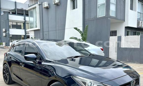 Nunua Ilio tumika Mazda Axela Bluu Gari ndani ya Maputo nchini Maputo