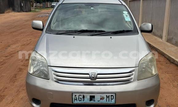 Nunua Ilio tumika Toyota Raum Fedha Gari ndani ya Maputo nchini Maputo