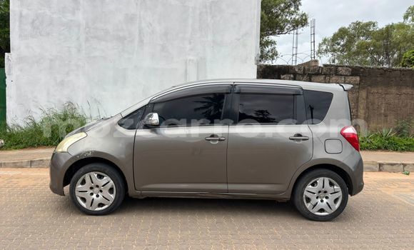 Comprar Usado Toyota Ractis Castanho Carro em Maputo em Maputo Comprar Usado Toyota Ractis Castanho Carro em Maputo em Maputo