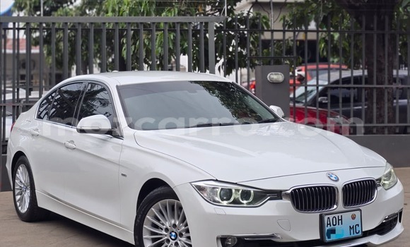 Tenga Tsaru BMW 3-Series Chena Mota in Maputo in Maputo