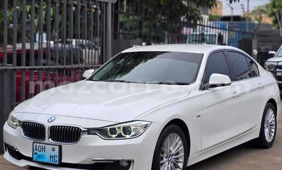 Comprar Usado BMW 3-Series Branco Carro em Maputo em Maputo Comprar Usado BMW 3-Series Branco Carro em Maputo em Maputo