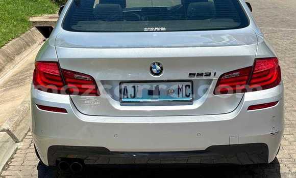 Comprar Usado BMW 3-Series Prata Carro em Maputo em Maputo Comprar Usado BMW 3-Series Prata Carro em Maputo em Maputo