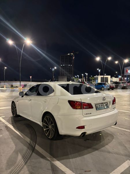 Big with watermark lexus is maputo maputo 41143