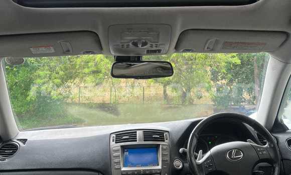 Comprar Usado Lexus IS Branco Carro em Maputo em Maputo Comprar Usado Lexus IS Branco Carro em Maputo em Maputo