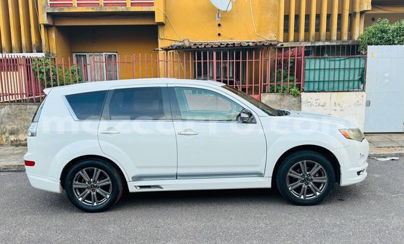 Comprar Usado Mitsubishi Outlander Branco Carro em Maputo em Maputo Comprar Usado Mitsubishi Outlander Branco Carro em Maputo em Maputo