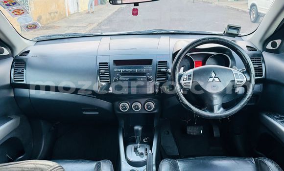 Comprar Usado Mitsubishi Outlander Branco Carro em Maputo em Maputo Comprar Usado Mitsubishi Outlander Branco Carro em Maputo em Maputo