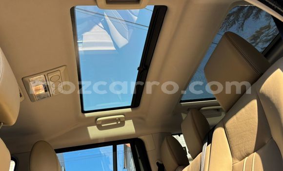 Tenga Tsaru Land Rover Discovery Nhema Mota in Maputo in Maputo Tenga Tsaru Land Rover Discovery Nhema Mota in Maputo in Maputo