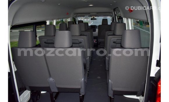 Comprar Importar Toyota Hiace Branco Carro em Import - Dubai em Cabo Delgado Comprar Importar Toyota Hiace Branco Carro em Import - Dubai em Cabo Delgado