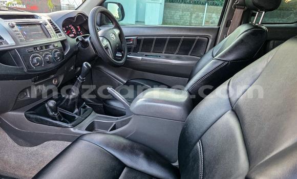 Comprar Usado Toyota Hilux Prata Carro em Maputo em Maputo Comprar Usado Toyota Hilux Prata Carro em Maputo em Maputo