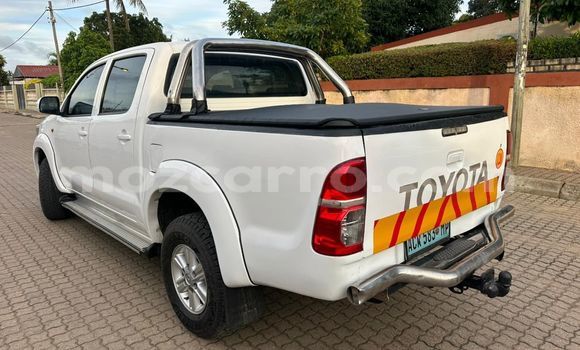 Comprar Usado Toyota Hilux Branco Carro em Maputo em Maputo Comprar Usado Toyota Hilux Branco Carro em Maputo em Maputo