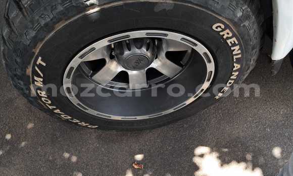 Nunua Ilio tumika Isuzu KB Nyeupe Gari ndani ya Maputo nchini Maputo Nunua Ilio tumika Isuzu KB Nyeupe Gari ndani ya Maputo nchini Maputo