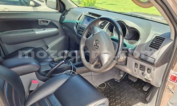 Comprar Usado Toyota Hilux Castanho Carro em Maputo em Maputo Comprar Usado Toyota Hilux Castanho Carro em Maputo em Maputo