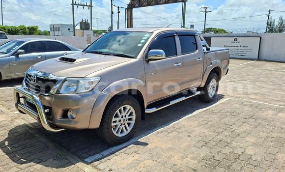 Comprar Usado Toyota Hilux Castanho Carro em Maputo em Maputo Comprar Usado Toyota Hilux Castanho Carro em Maputo em Maputo