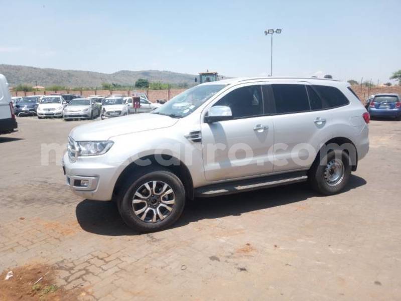 Big with watermark ford everest gaza mabalane 41235