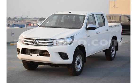 Buy Import Toyota Hilux White Car in Import - Dubai in Cabo Delgado Buy Import Toyota Hilux White Car in Import - Dubai in Cabo Delgado