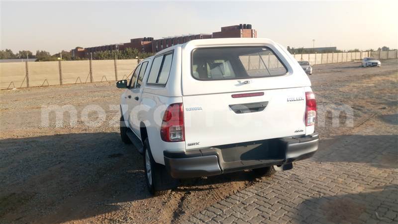 Big with watermark toyota hilux maputo maputo 41236