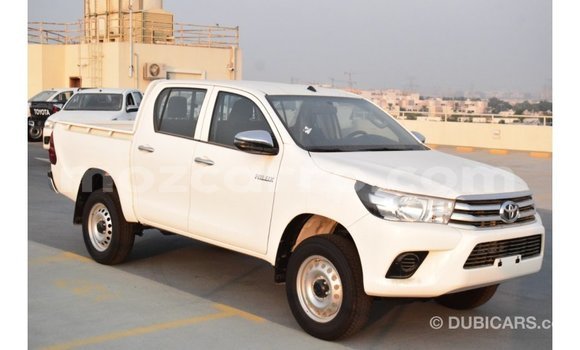Buy Import Toyota Hilux White Car in Import - Dubai in Cabo Delgado Buy Import Toyota Hilux White Car in Import - Dubai in Cabo Delgado