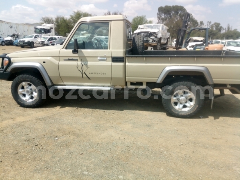 Big with watermark toyota land cruiser sofala chemba 41240