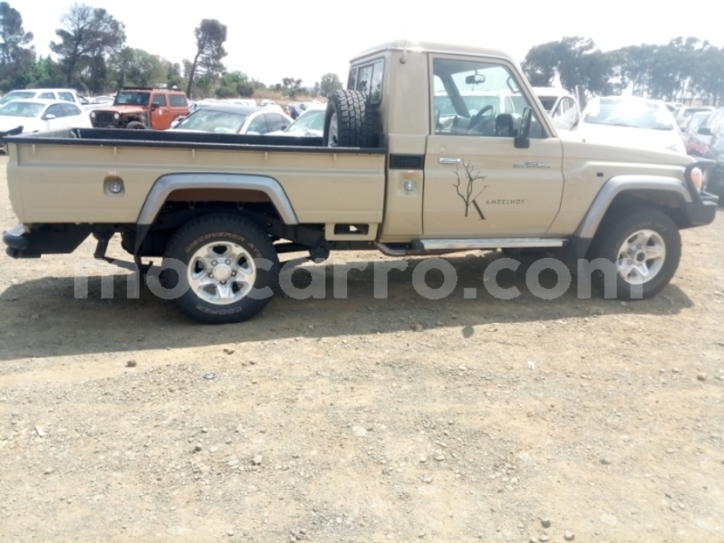 Big with watermark toyota land cruiser sofala chemba 41240