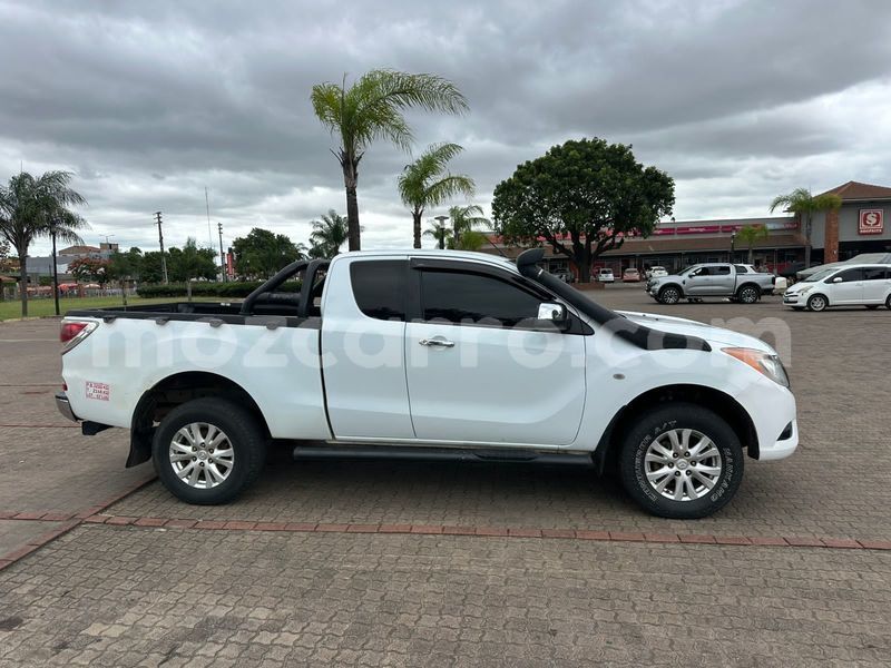 Big with watermark mazda bt 50 maputo maputo 41244