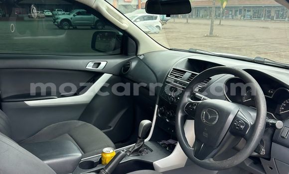 Tenga Tsaru Mazda BT-50 Chena Mota in Maputo in Maputo Tenga Tsaru Mazda BT-50 Chena Mota in Maputo in Maputo