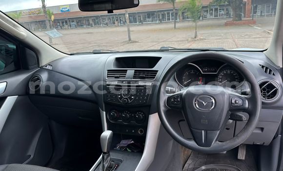 Tenga Tsaru Mazda BT-50 Chena Mota in Maputo in Maputo Tenga Tsaru Mazda BT-50 Chena Mota in Maputo in Maputo