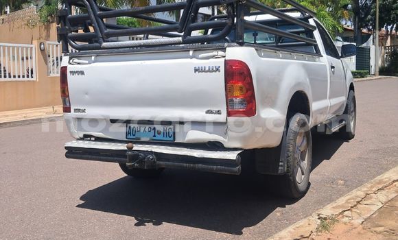 Tenga Tsaru Toyota Hilux Chena Mota in Maputo in Maputo Tenga Tsaru Toyota Hilux Chena Mota in Maputo in Maputo