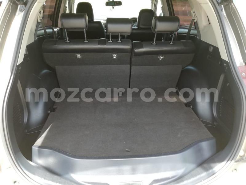 Big with watermark toyota rav4 maputo maputo 41250