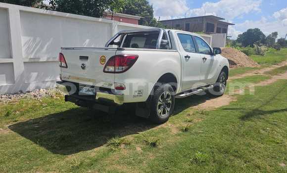 Buy Used Mazda BT-50 White Car in Maputo in Maputo Buy Used Mazda BT-50 White Car in Maputo in Maputo