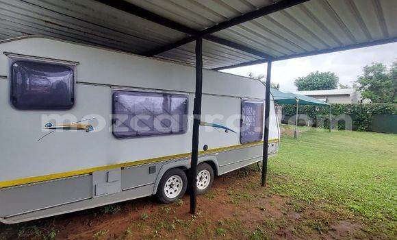 Comprar Usado Benelli Caffenero Branco Moto em Maputo em Maputo Comprar Usado Benelli Caffenero Branco Moto em Maputo em Maputo