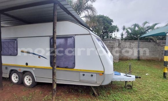 Comprar Usado Benelli Caffenero Branco Moto em Maputo em Maputo Comprar Usado Benelli Caffenero Branco Moto em Maputo em Maputo