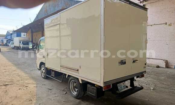 Buy Used Toyota Dyna White Car in Maputo in Maputo Buy Used Toyota Dyna White Car in Maputo in Maputo