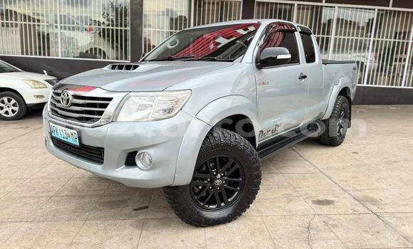 Comprar Usado Toyota Hilux Prata Carro em Maputo em Maputo Comprar Usado Toyota Hilux Prata Carro em Maputo em Maputo