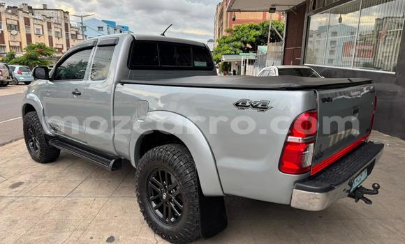 Comprar Usado Toyota Hilux Prata Carro em Maputo em Maputo Comprar Usado Toyota Hilux Prata Carro em Maputo em Maputo
