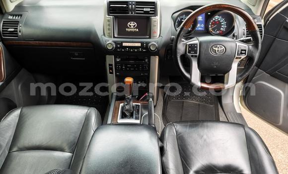 Comprar Usado Toyota Hilux Prata Carro em Maputo em Maputo Comprar Usado Toyota Hilux Prata Carro em Maputo em Maputo