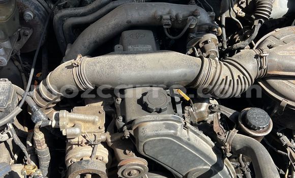 Tenga Tsaru Toyota Hilux Zvimwe Mota in Maputo in Maputo Tenga Tsaru Toyota Hilux Zvimwe Mota in Maputo in Maputo