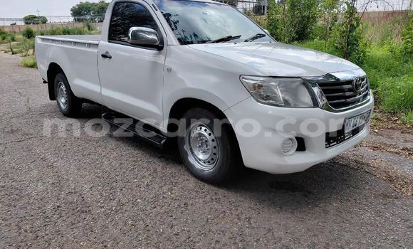 Tenga Tsaru Toyota Hilux Chena Mota in Maputo in Maputo Tenga Tsaru Toyota Hilux Chena Mota in Maputo in Maputo
