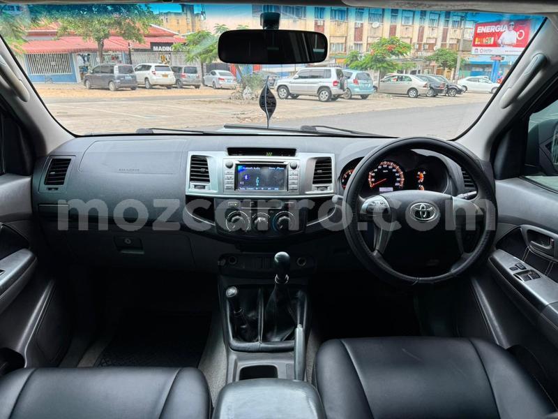 Big with watermark toyota hilux maputo maputo 41270