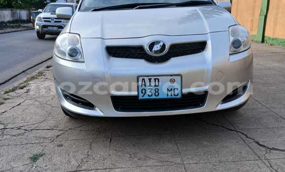 Nunua Ilio tumika Toyota Auris Nyeusi Gari ndani ya Maputo nchini Maputo