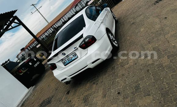 Comprar Usado BMW 2-Series Castanho Carro em Maputo em Maputo Comprar Usado BMW 2-Series Castanho Carro em Maputo em Maputo