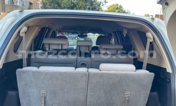 Buy Used Toyota Vanguard White Car in Maputo in Maputo Buy Used Toyota Vanguard White Car in Maputo in Maputo