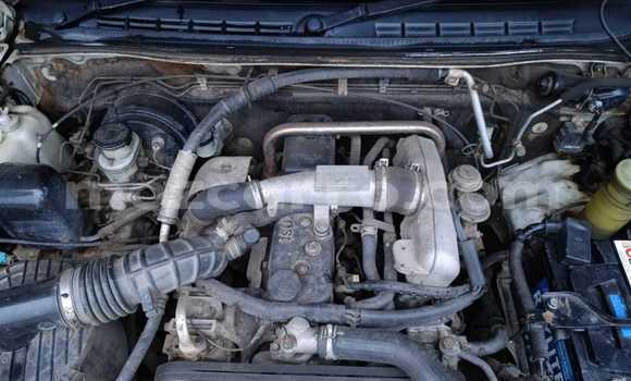 Comprar Usado Isuzu KB Branco Carro em Maputo em Maputo Comprar Usado Isuzu KB Branco Carro em Maputo em Maputo