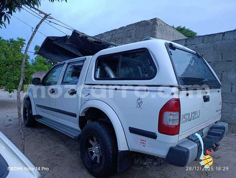 Big with watermark isuzu kb maputo maputo 41302